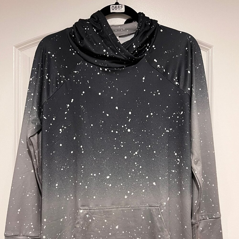 LuLaRoe Medium Amber (gray and black galaxy print)
